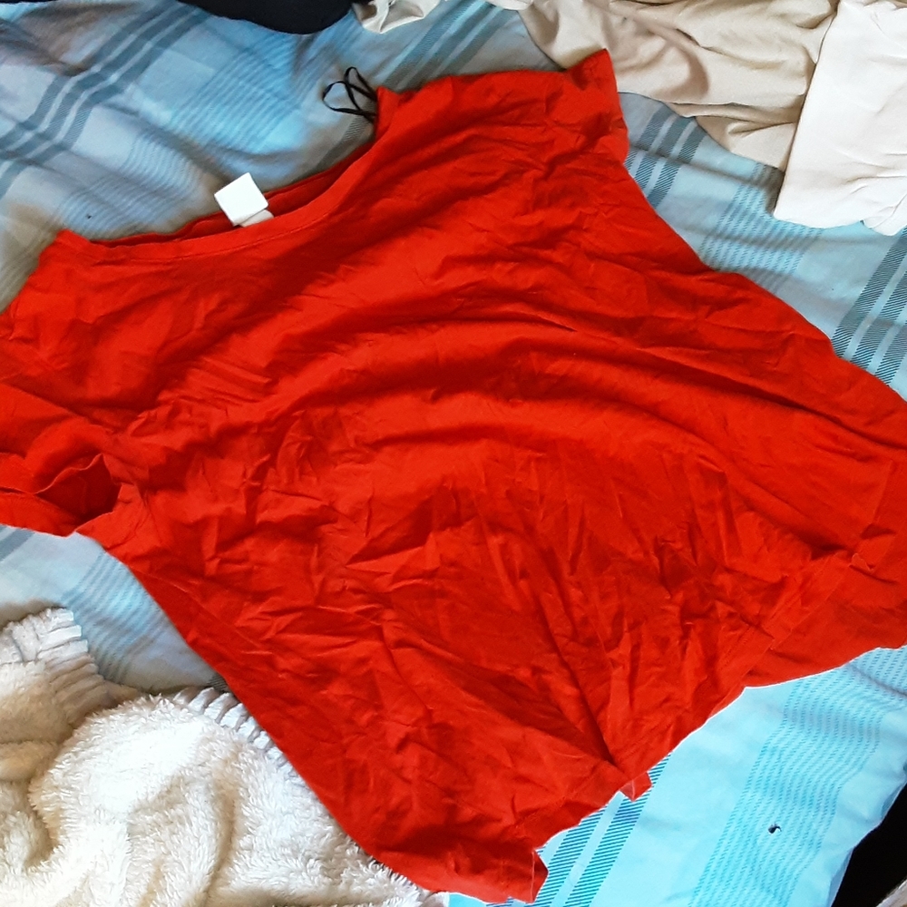 New Basic H&M Tee